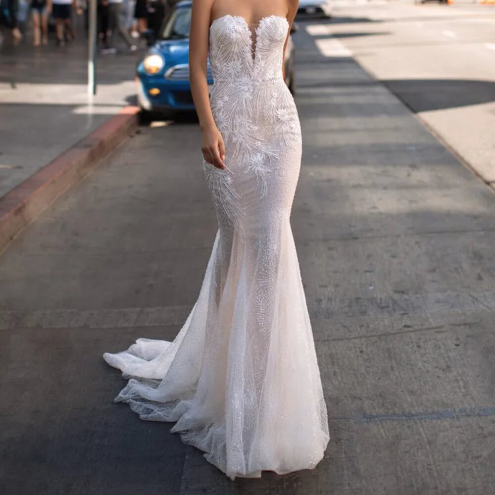 Pronovias LANSBURY wedding dress - Picture 2 of 11